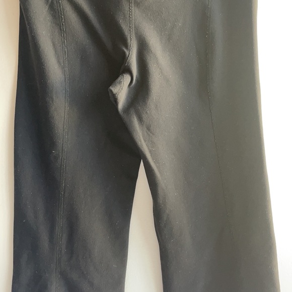 Reversable Lululemon Capris Size 4 - Picture 11 of 14